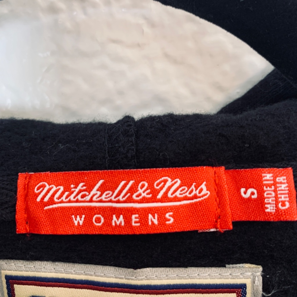 NBA Los Angeles Lakers Mitchell & Ness Women's Crop Top Small Hoodie Black - Picture 2 of 15